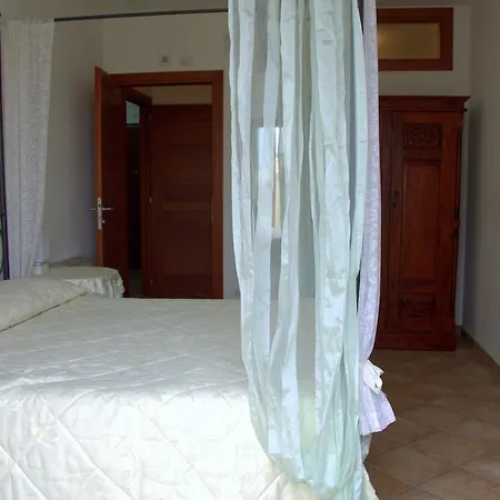 La Fenice Bed & Breakfast *