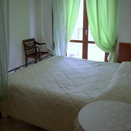 La Fenice Bed & Breakfast *
